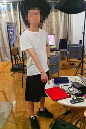 “听到女主播说谢谢榜一大哥，很上头”一男子盗刷老板7万打赏女主播-图1